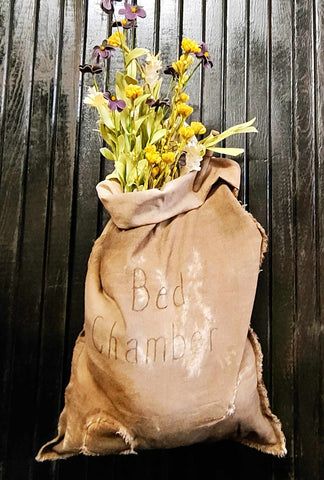 Primitive Bed Chamber Sack