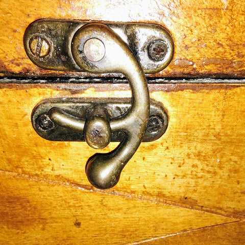 Vintage Flat Top Box