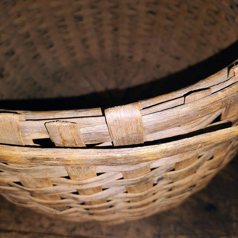 Beautiful Antique Split Basket