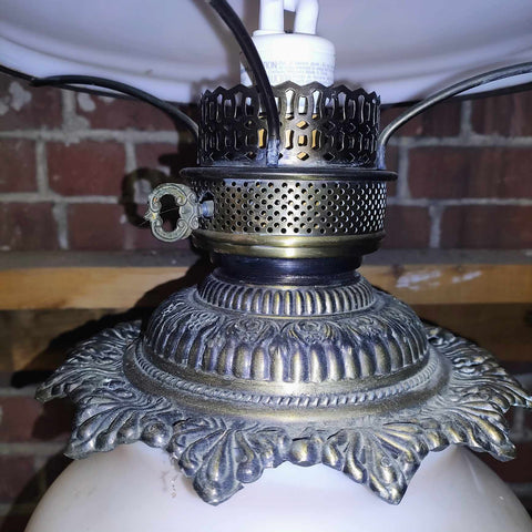 Vintage Gone With The Wind Lamp