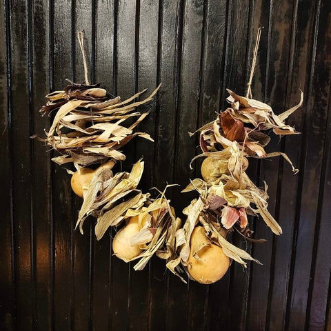 Primitive Gourd Swag With Corn Husk.