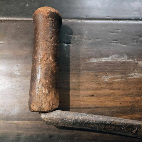 Antiques Primitive 17.5 Inch Draw Blade With Wooden Handles