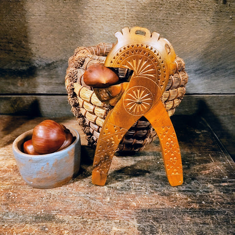 Antique Papago Native American Indian Coiled Pine Needle Basket