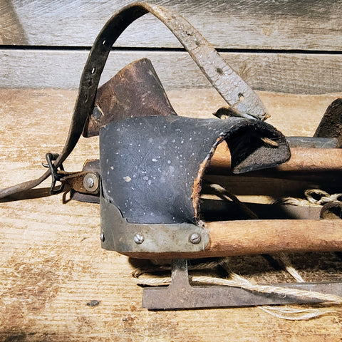 Antique Ice Skates