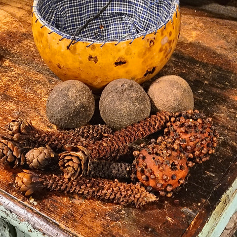 Primitive Lined Gourd w/ Dry Goods