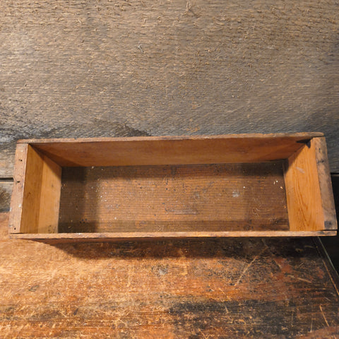 Primitive Wooden Kraft's Box