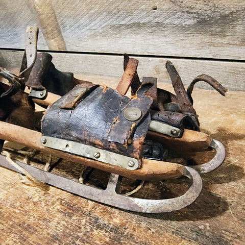 Antique Ice Skates
