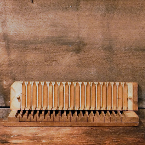 1914 Durex Wooden Cigar Mold