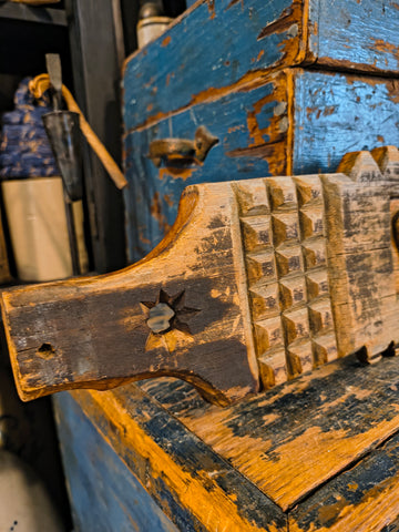 Primitive Folk Art Sign