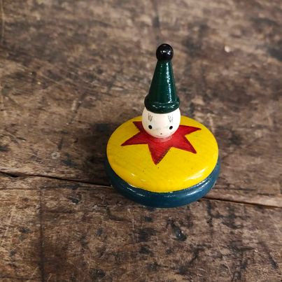 Vintage Child's Topper Toy