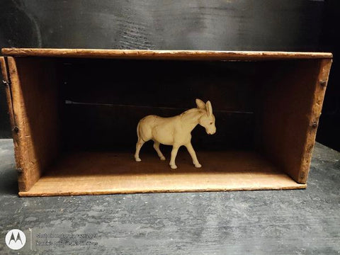 Vintage Corned Beef Wooden Box