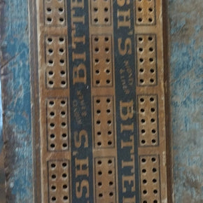 Vintage Lash's Bitters Cribbage Board
