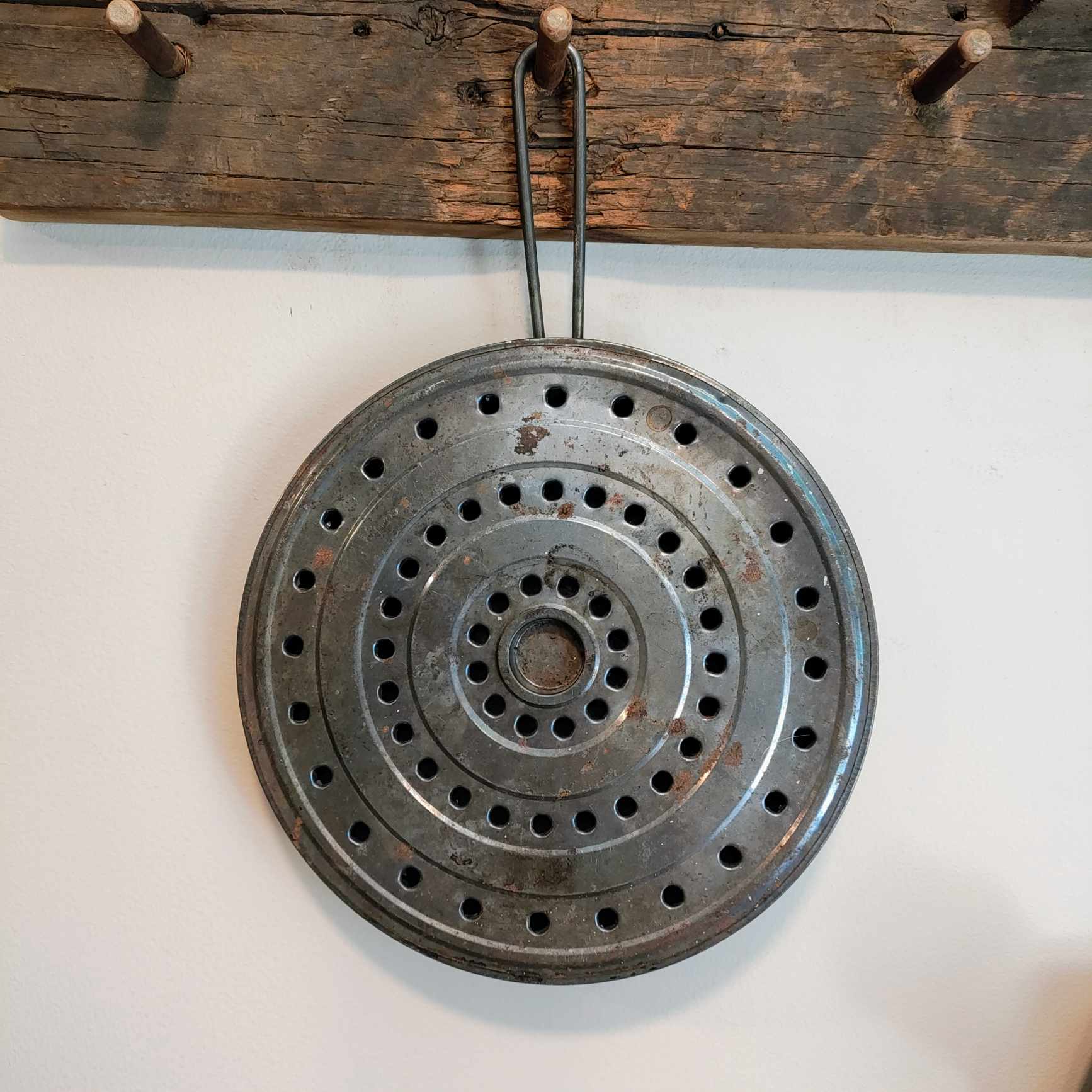 Metal Vintage Heat Diffuser - Karnik's Antiques & Primitives