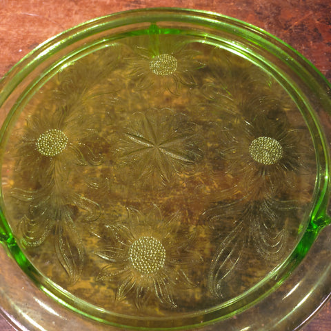 Vintage Sunflower pattern, produced by the Jeannette Glass Company.