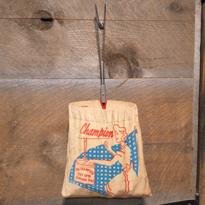 Vintage Champion Stay open cloth pin bag