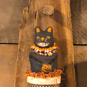 Primitive Make-Do Shelf