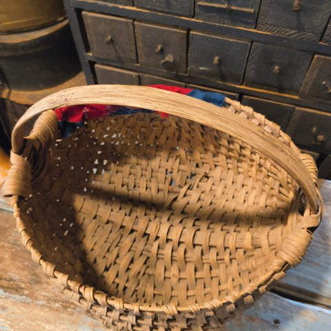 Antique Primitive Oak Split Buttocks Basket