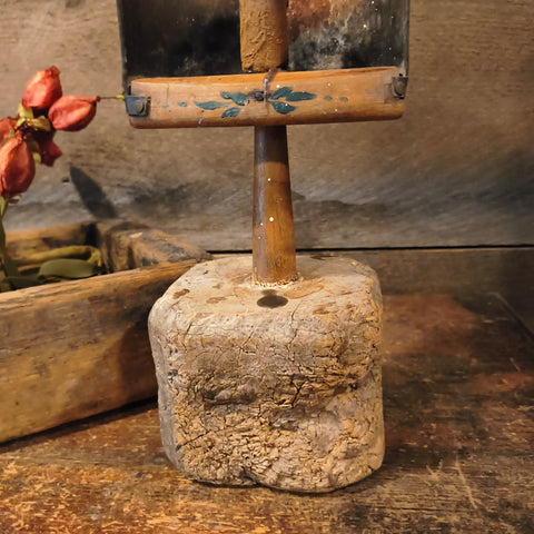 Primitive Make-Do Lighting