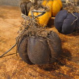 Primitive Fabric Black and Orange Pumpkins 3"