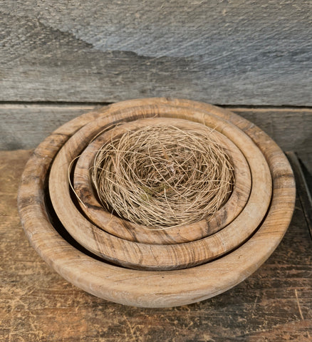 Primitive Wooden Nesting Bowls